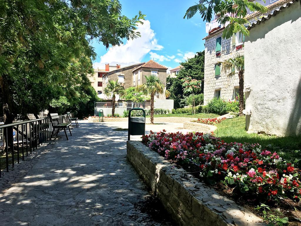 Guest House Il Giardino Duplancic Split Exterior photo